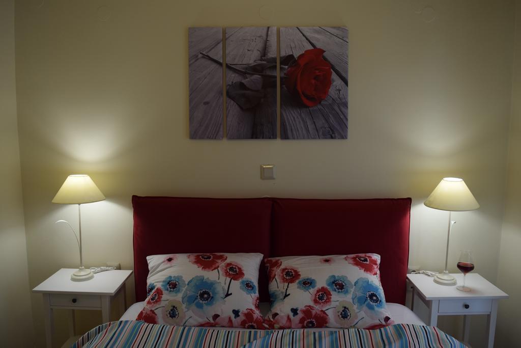 Petra Thea Apartment Kalamata Esterno foto