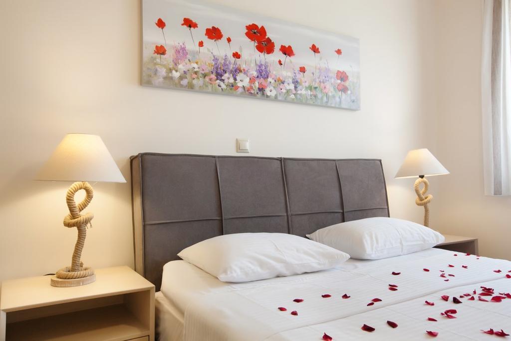 Petra Thea Apartment Kalamata Esterno foto