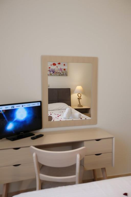 Petra Thea Apartment Kalamata Esterno foto